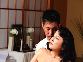 四十路・五十路・六十路の未亡人 8時間　サンプル画像02